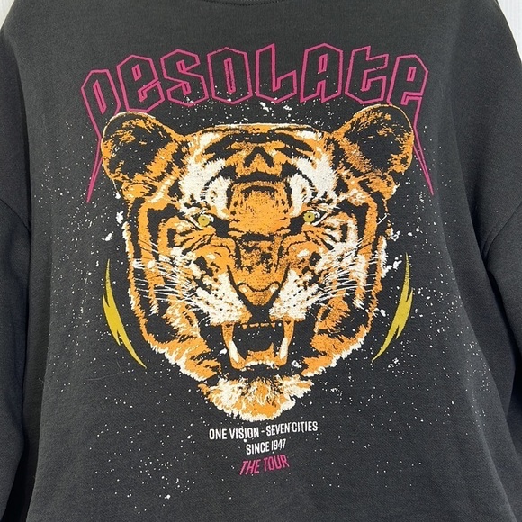 H&M - Desolate Tiger One Vision The Tour Colorful Graphic Crop Sweatshirt Small - Picture 3 of 9